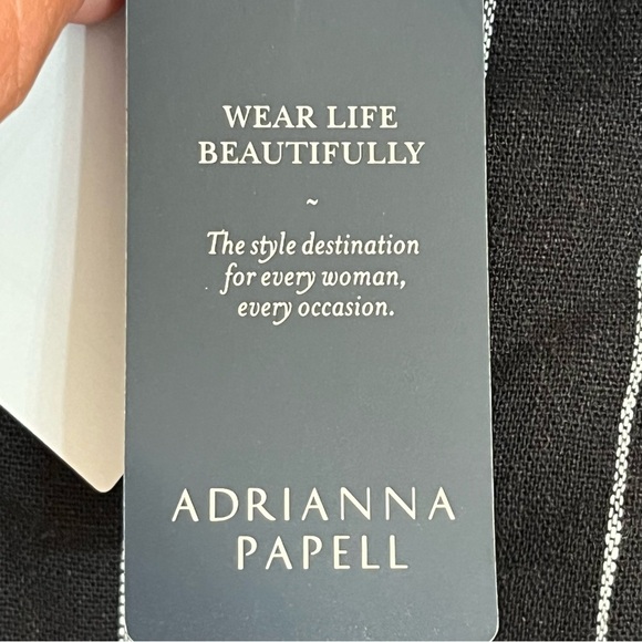 NWT Women’s Adrianna Papell Linen Blend Black White Striped Shorts Size XL - Picture 8 of 11